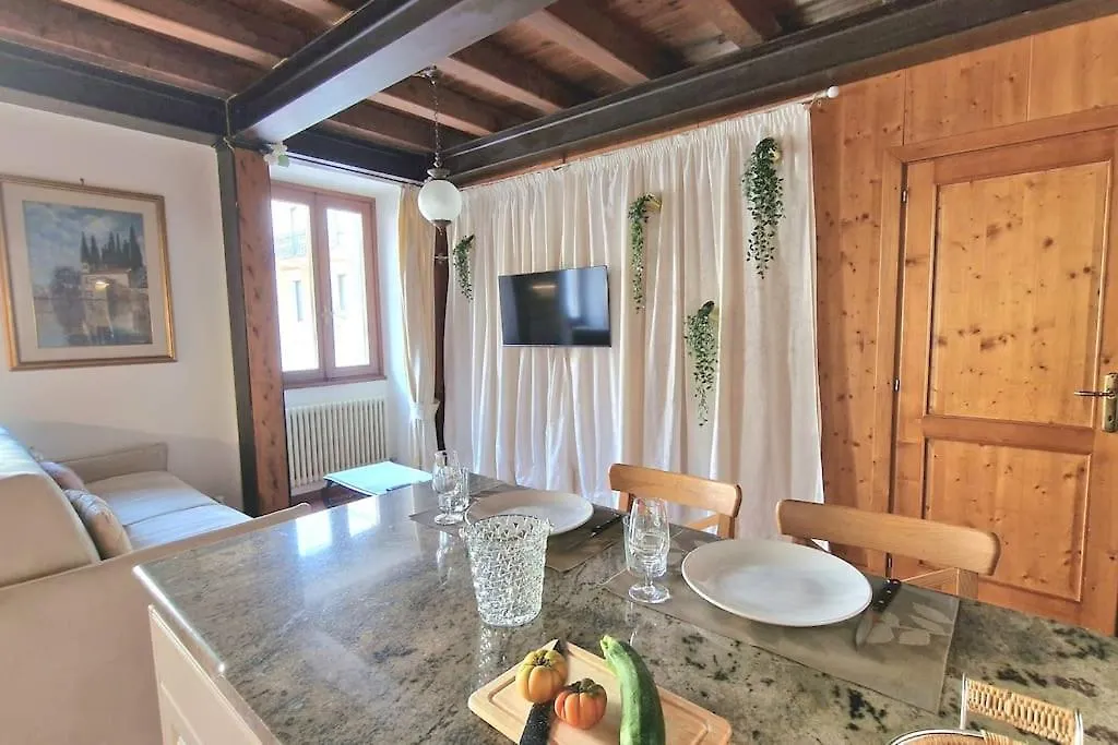 Ca'Dinora - Caesar Apartment Bardolino İtalya